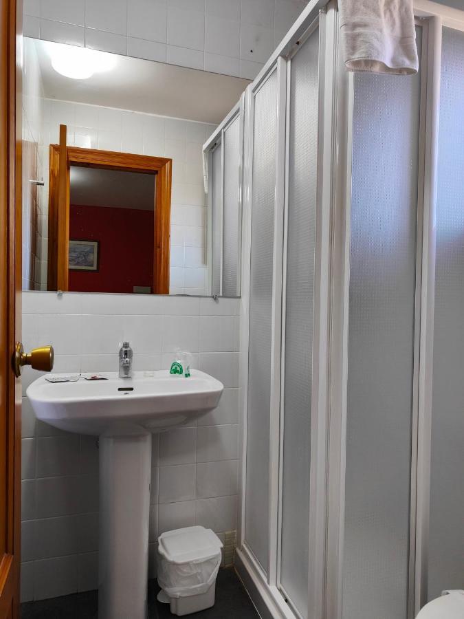 Hotel Puerta De Javalambre Ла-Пуэбла-де-Вальверде Экстерьер фото