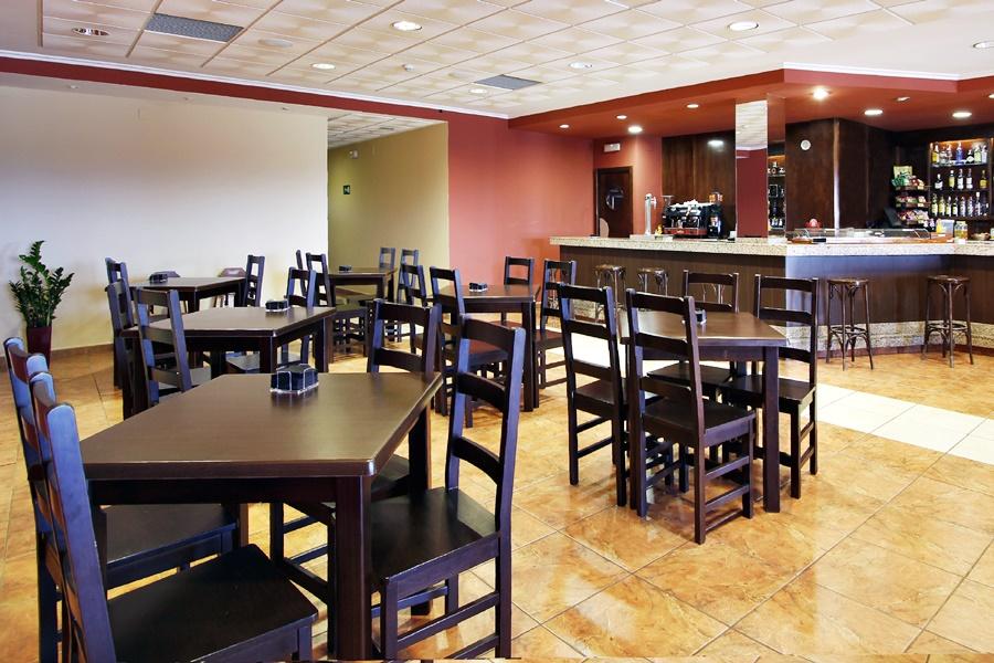 Hotel Puerta De Javalambre Ла-Пуэбла-де-Вальверде Экстерьер фото